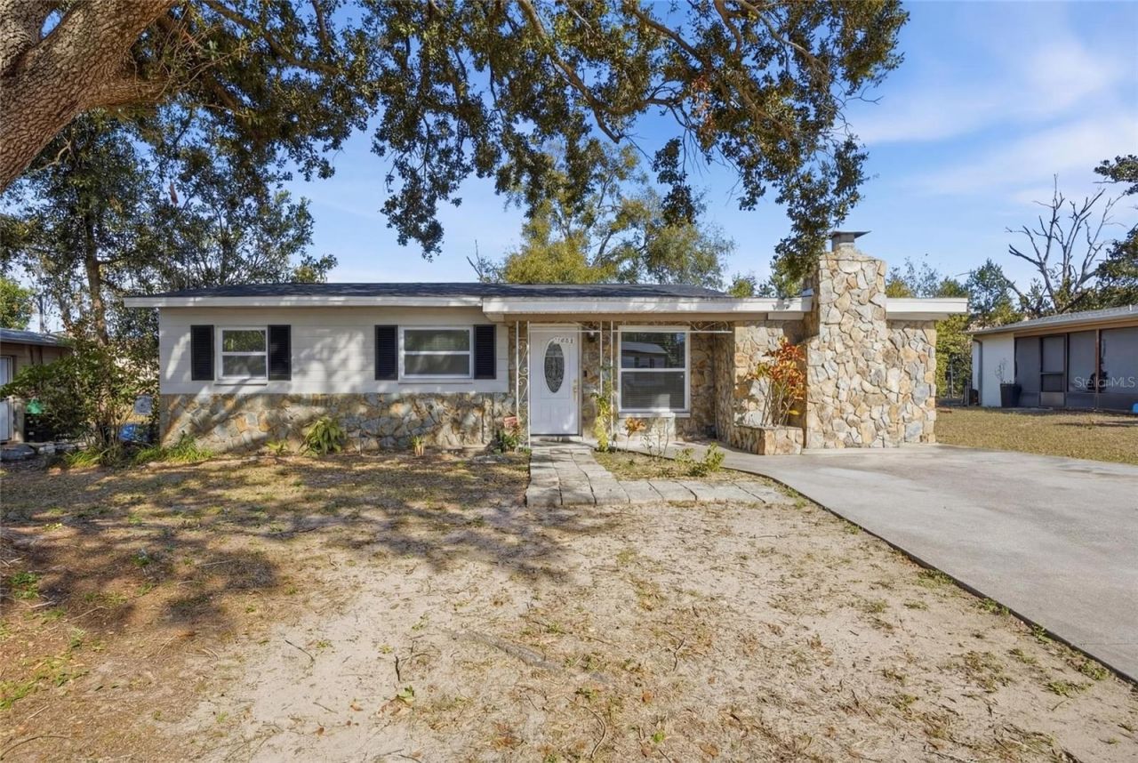 7024 Ponderosa Drive, Tampa, FL 33637 Main Photo