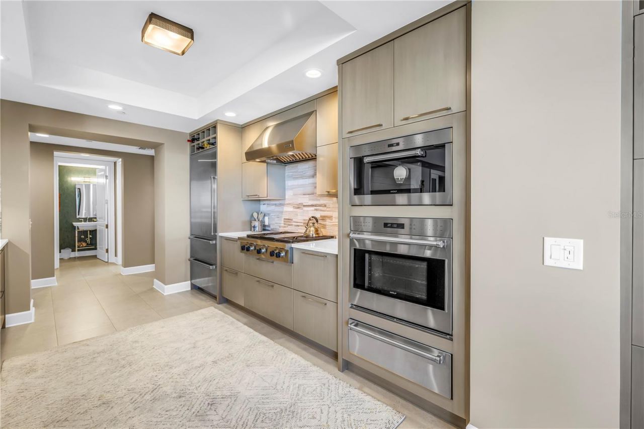 300 Beach Drive Ne, Unit 2101, Saint Petersburg, FL 33701 Photo