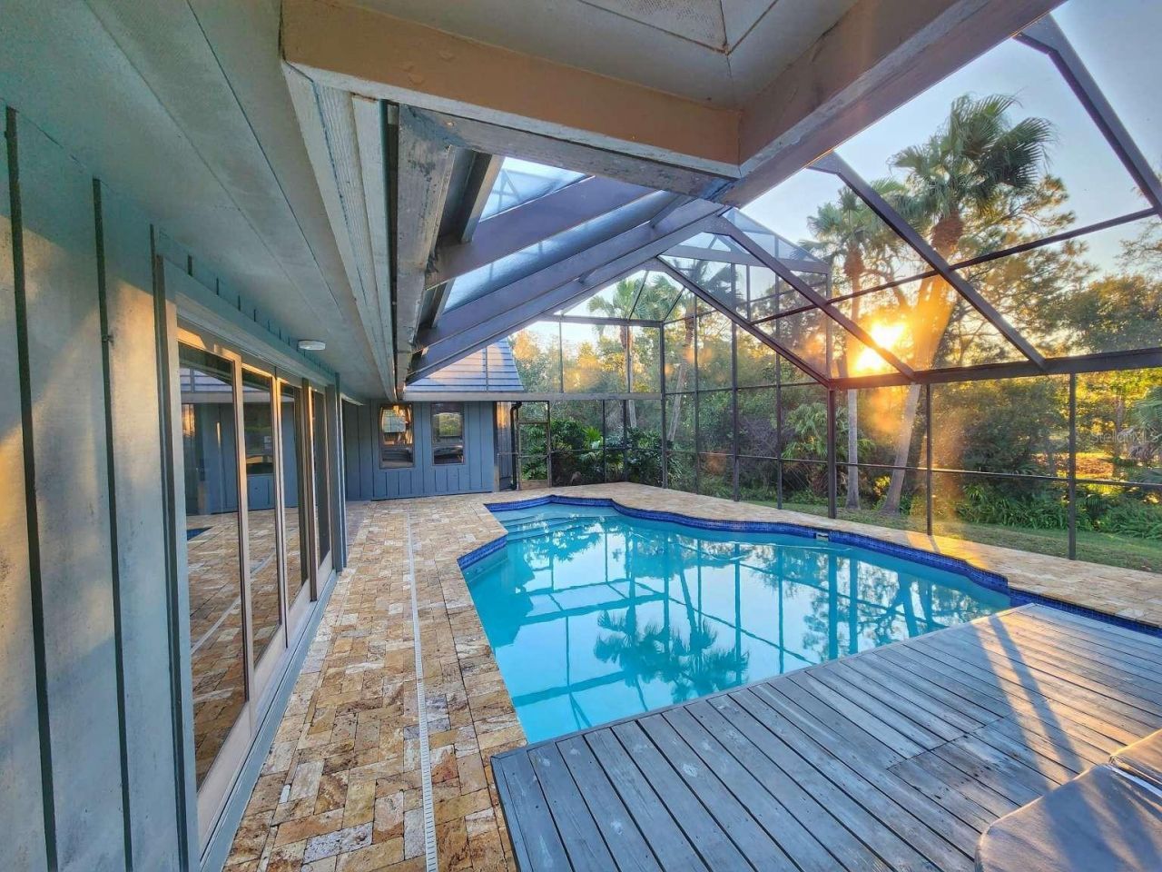 3522 Shoreline Circle, Palm Harbor, FL 34684 Photo