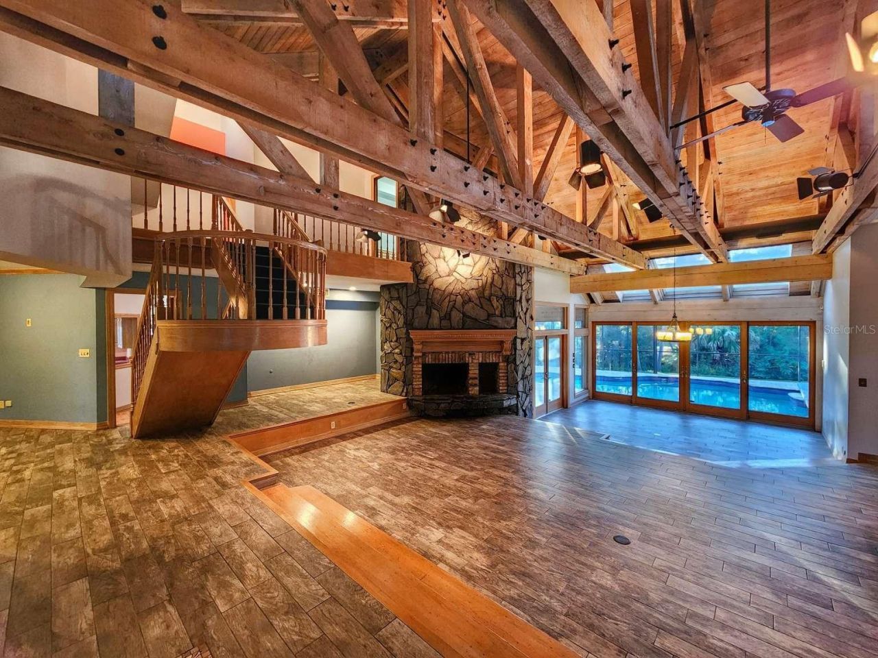 3522 Shoreline Circle, Palm Harbor, FL 34684 Photo