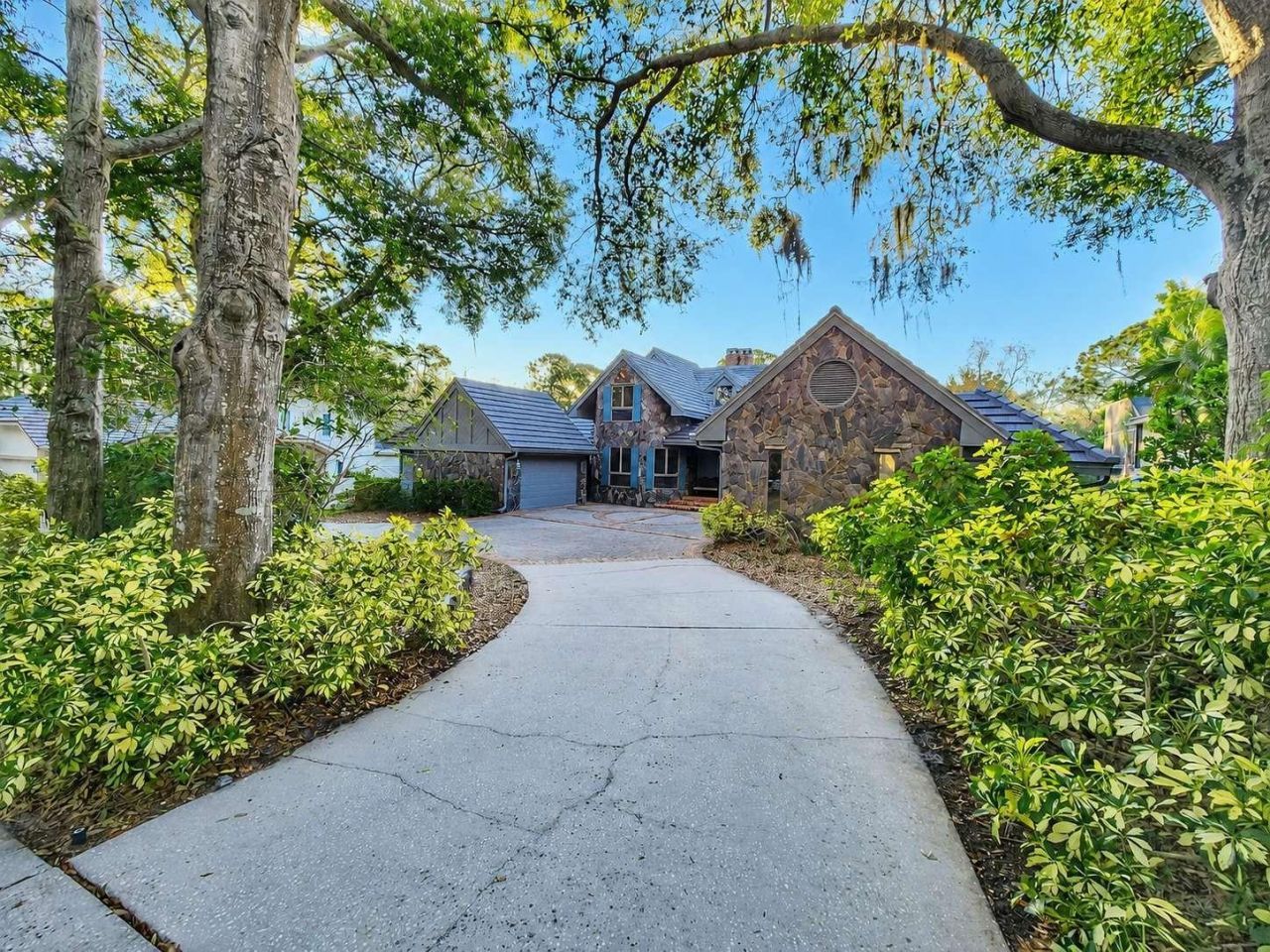 3522 Shoreline Circle, Palm Harbor, FL 34684 Photo
