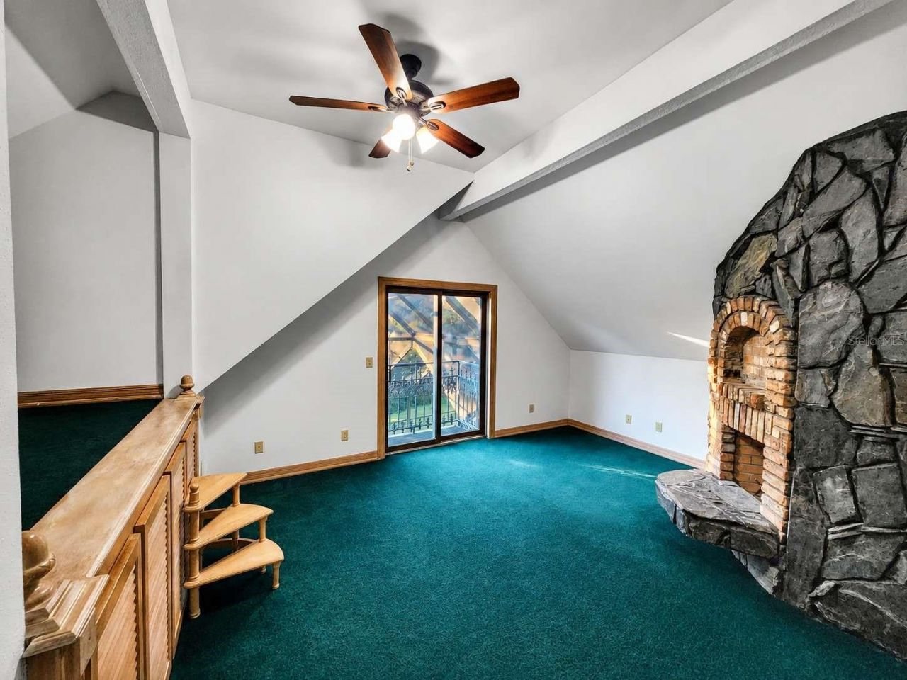 3522 Shoreline Circle, Palm Harbor, FL 34684 Photo