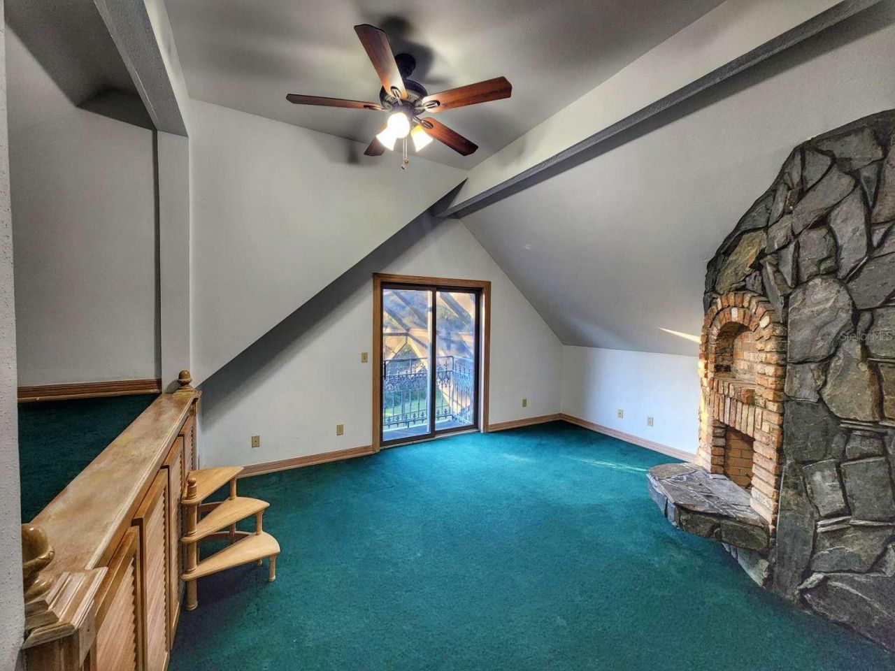 3522 Shoreline Circle, Palm Harbor, FL 34684 Photo