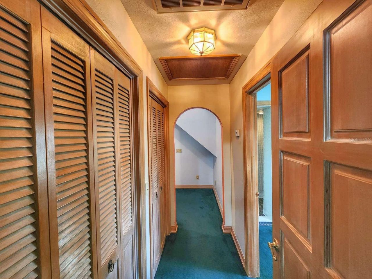 3522 Shoreline Circle, Palm Harbor, FL 34684 Photo