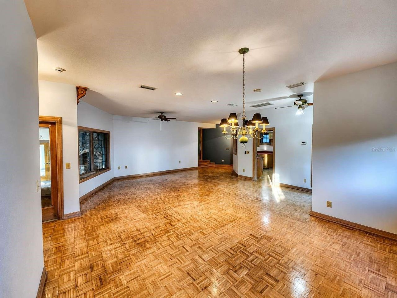 3522 Shoreline Circle, Palm Harbor, FL 34684 Photo