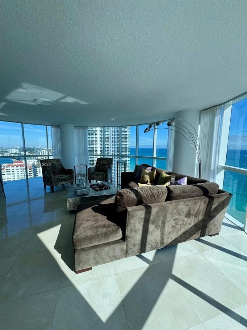 6301 Collins Ave, Unit 3101, Miami Beach, FL 33141 Photo