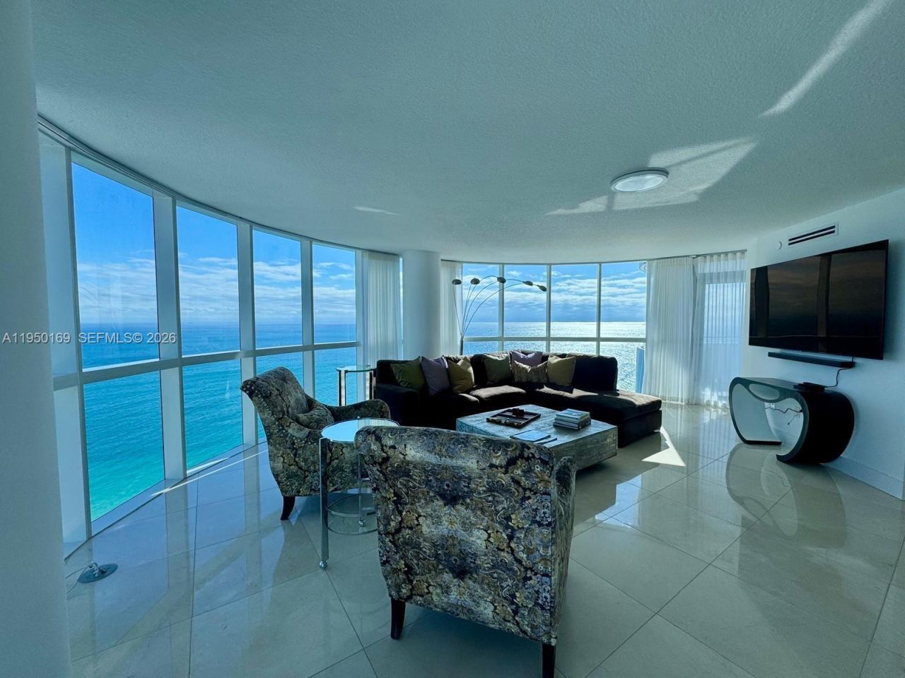 6301 Collins Ave, Unit 3101, Miami Beach, FL 33141 Photo