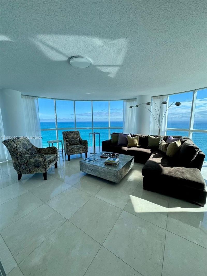 6301 Collins Ave, Unit 3101, Miami Beach, FL 33141 Photo