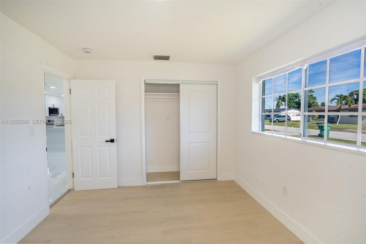 17202 NW 9th Ct, Miami Gardens, FL 33169 Photo