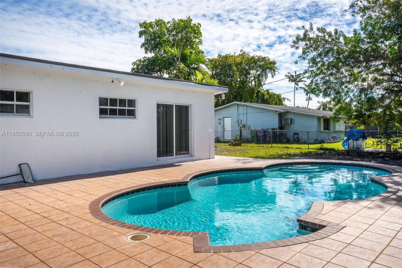 17202 NW 9th Ct, Miami Gardens, FL 33169 Photo