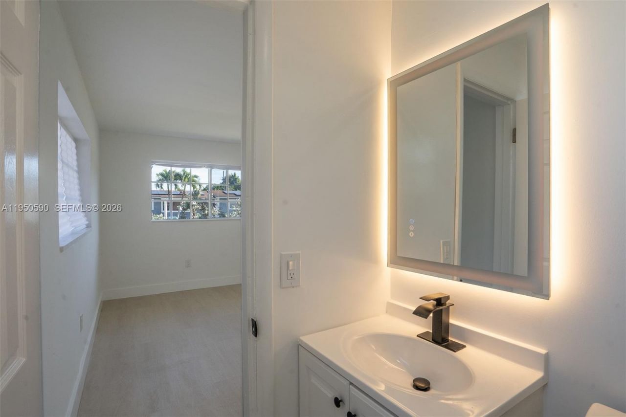 17202 NW 9th Ct, Miami Gardens, FL 33169 Photo