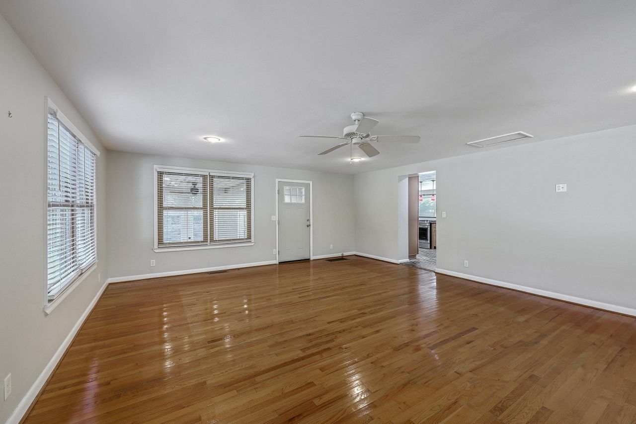 212 Lenwood Drive Photo 22