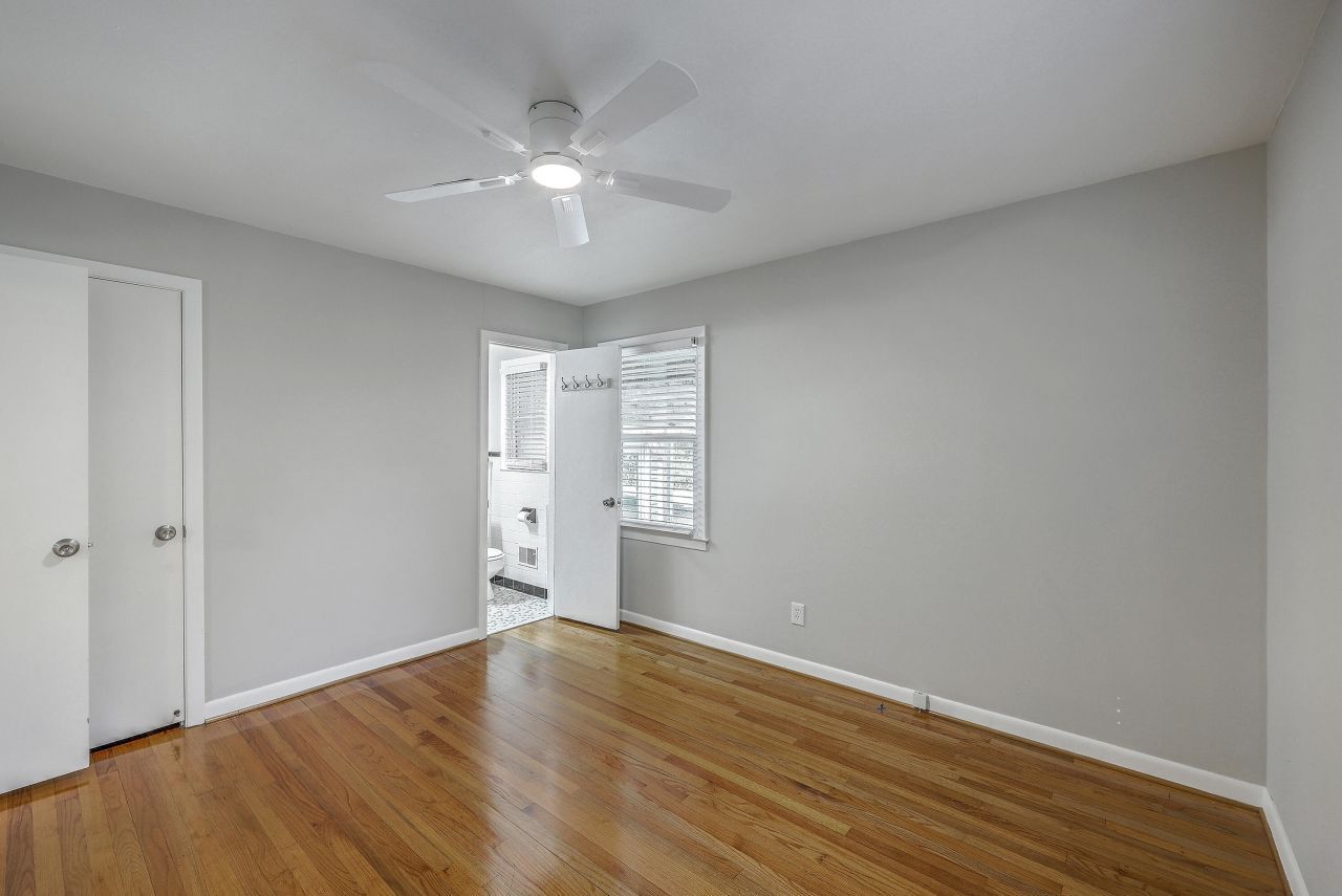 212 Lenwood Drive Photo 25