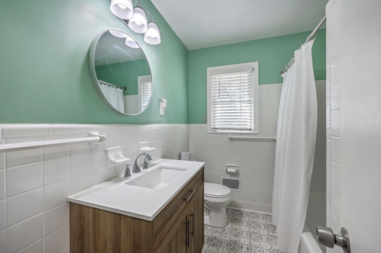 212 Lenwood Drive Photo 31