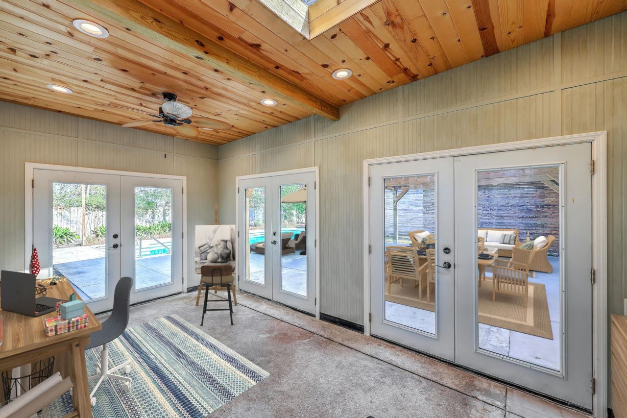 212 Lenwood Drive Photo 32