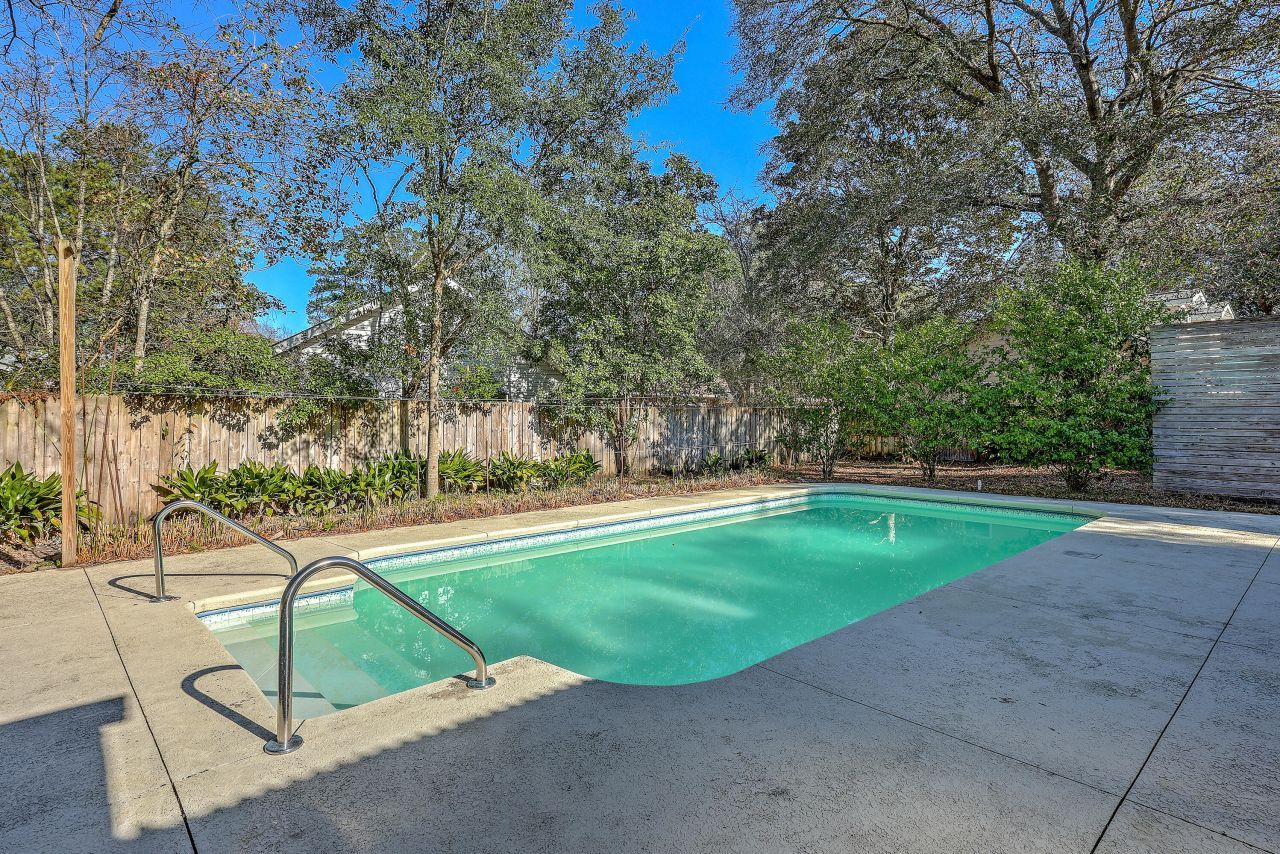 212 Lenwood Drive Photo 43