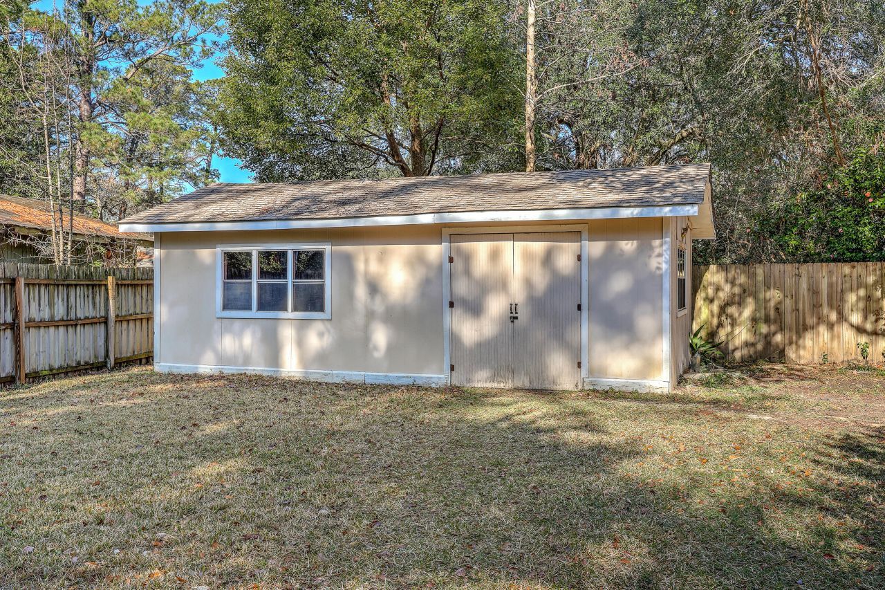 212 Lenwood Drive Photo 46