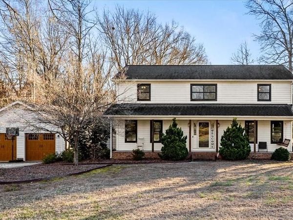 613 Dorado Circle, High Point, NC 27265