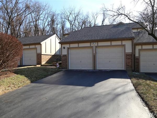 13138 Royal Pines Drive, Maryland Heights, MO 63146