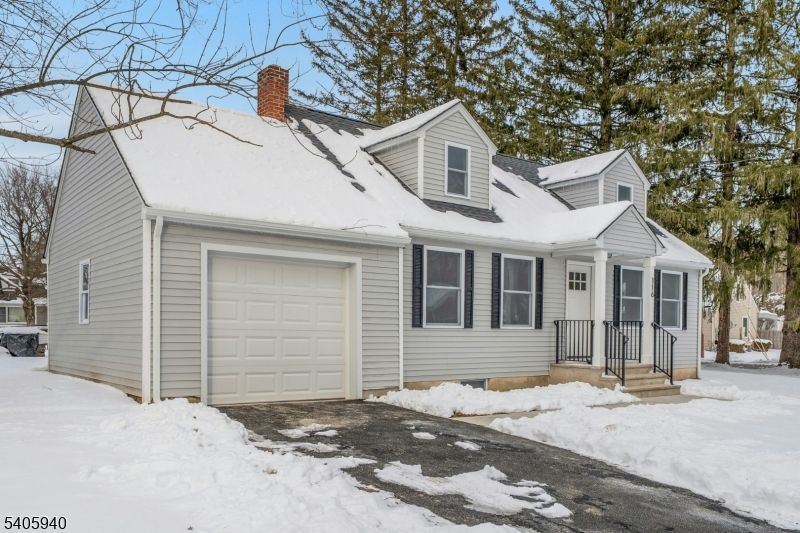 116 W Sunset Blvd, Andover, NJ 07860 Main Photo