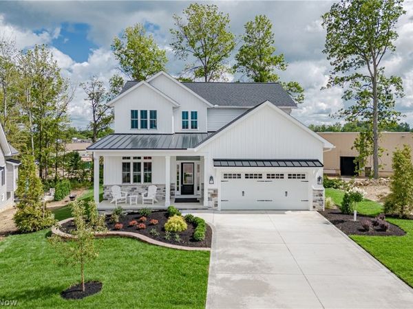 588 Magnolia Court, Mayfield, OH 44143
