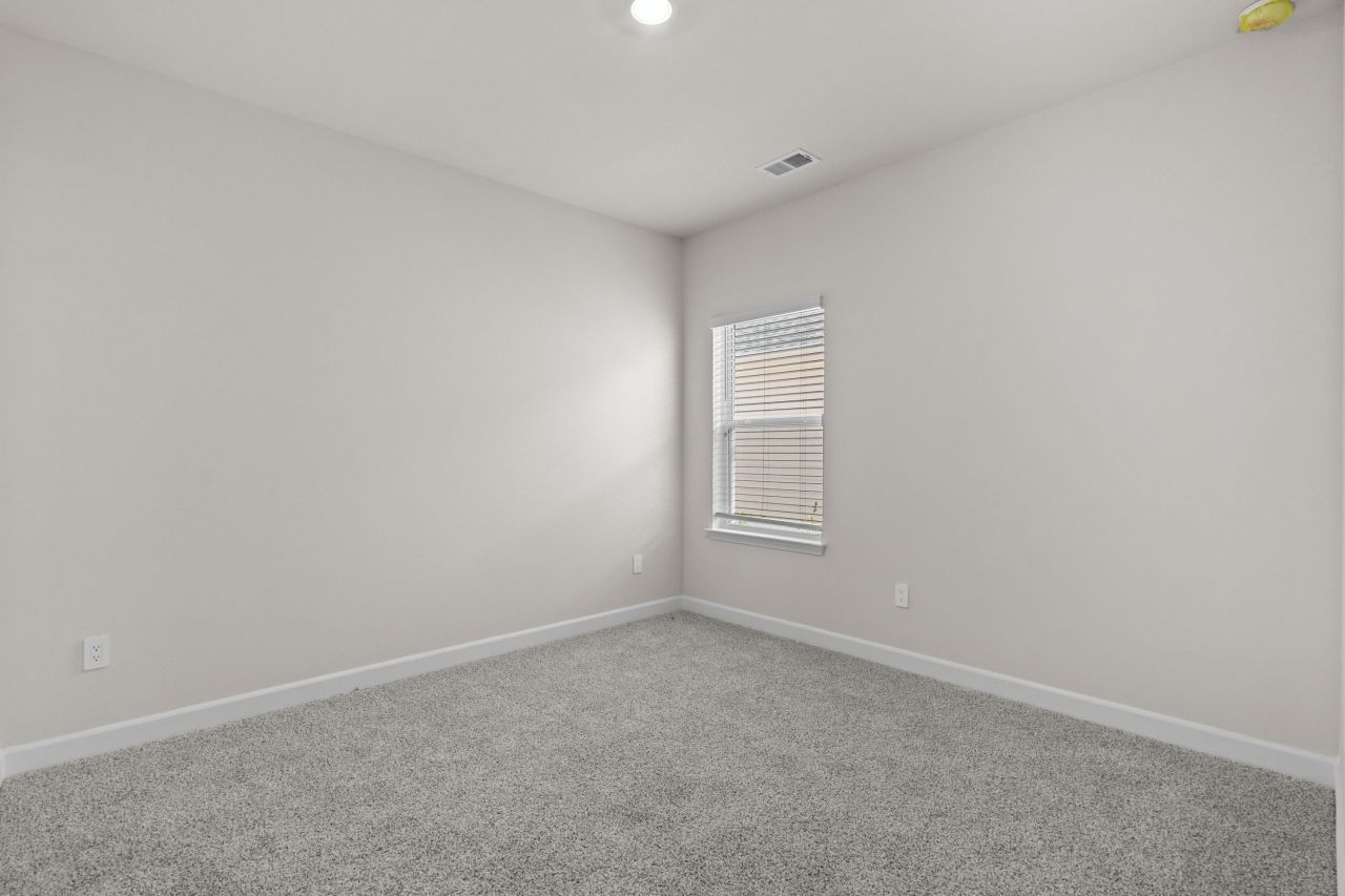 2724 Tranquility Loop Photo 10