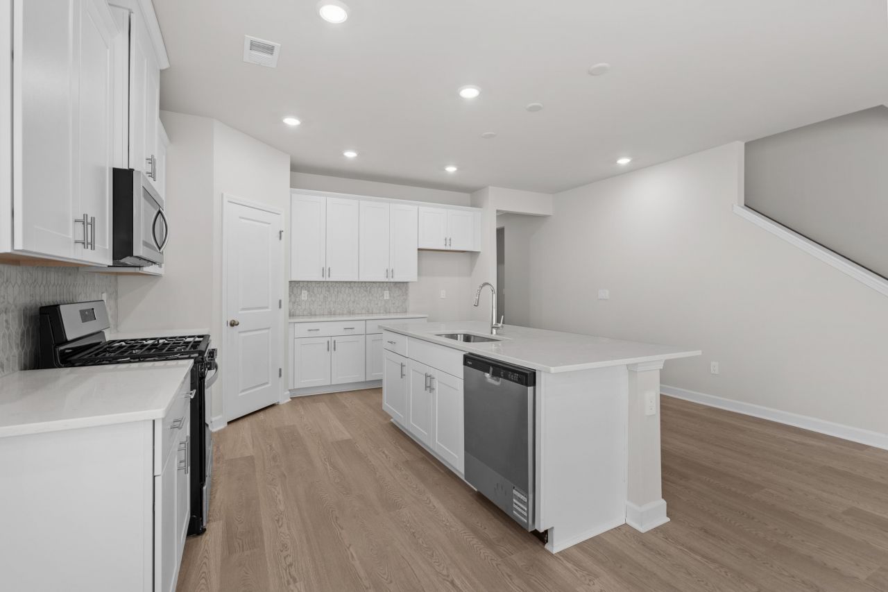 2724 Tranquility Loop Photo 7