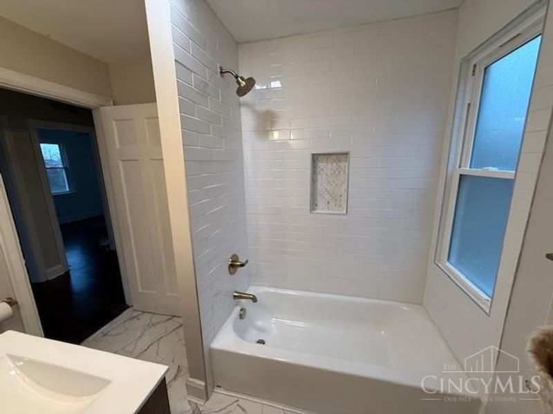 1622 Shenandoah Avenue, Cincinnati, OH 45237 Photo 15