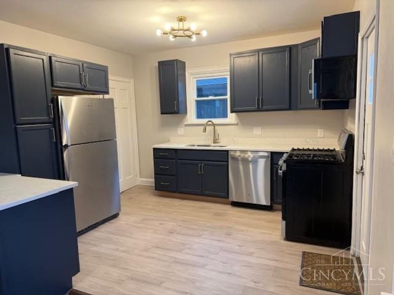 1622 Shenandoah Avenue, Cincinnati, OH 45237 Photo 9