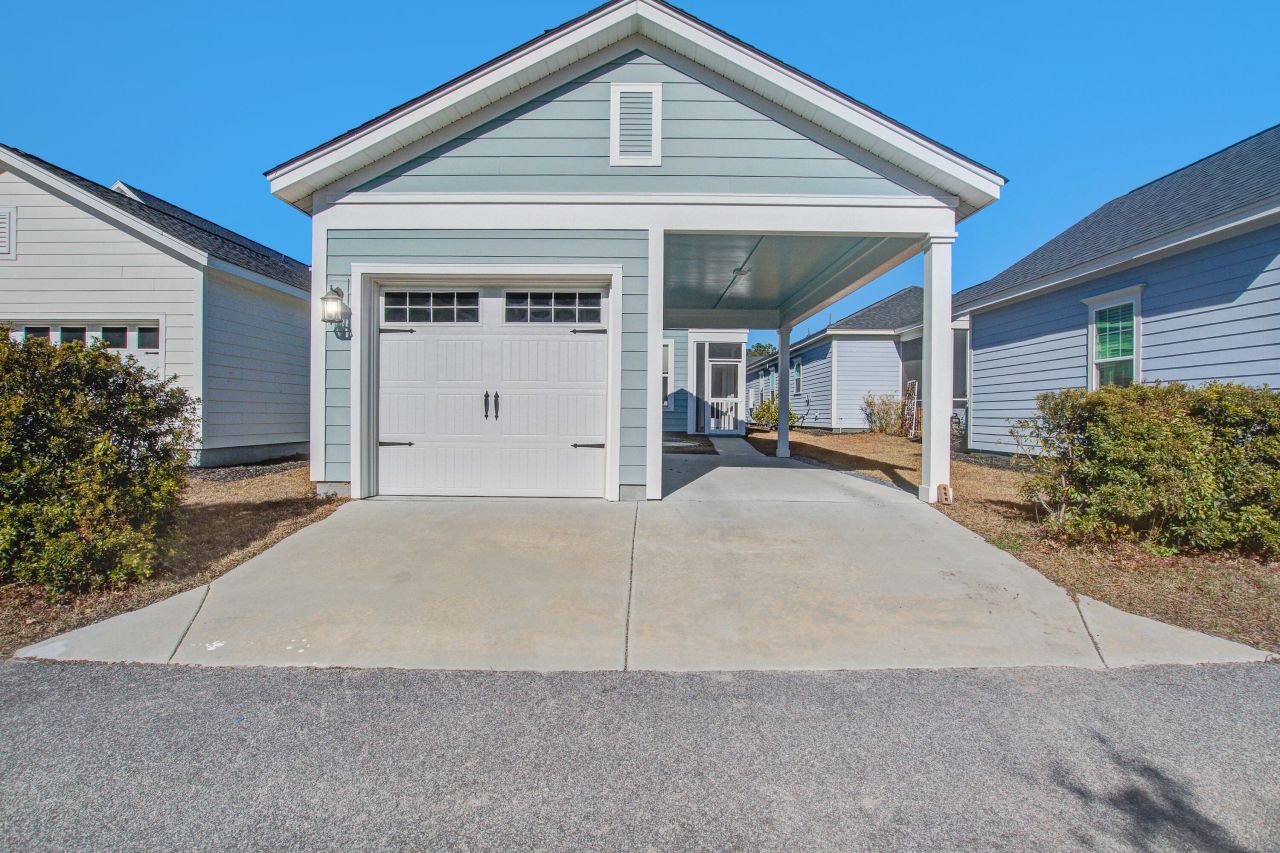 655 Blueway Avenue Photo 31