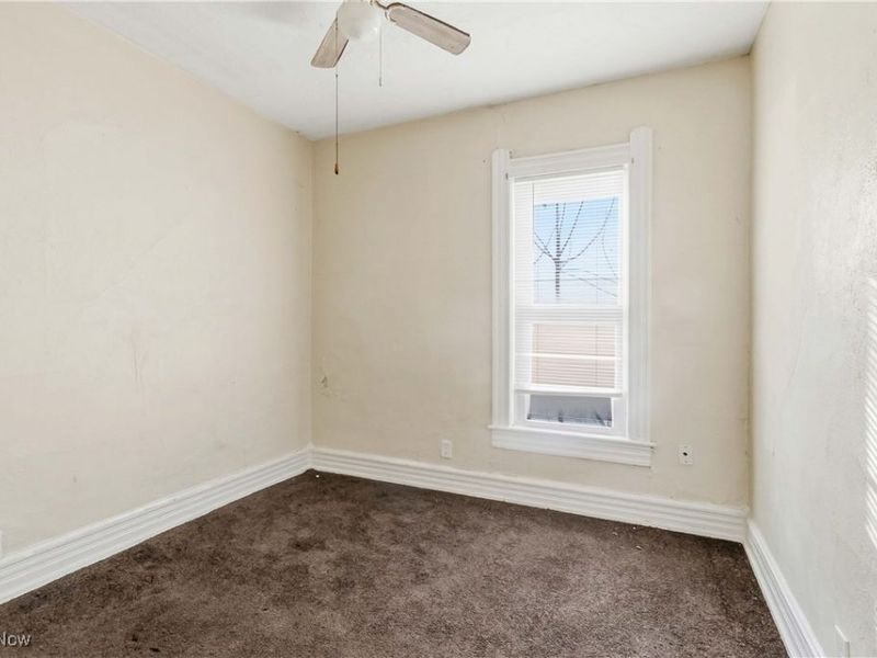 444 W 13th Street, Lorain, OH 44052 Photo 11