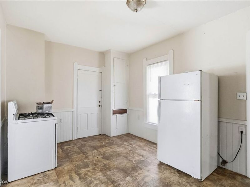 444 W 13th Street, Lorain, OH 44052 Photo 14
