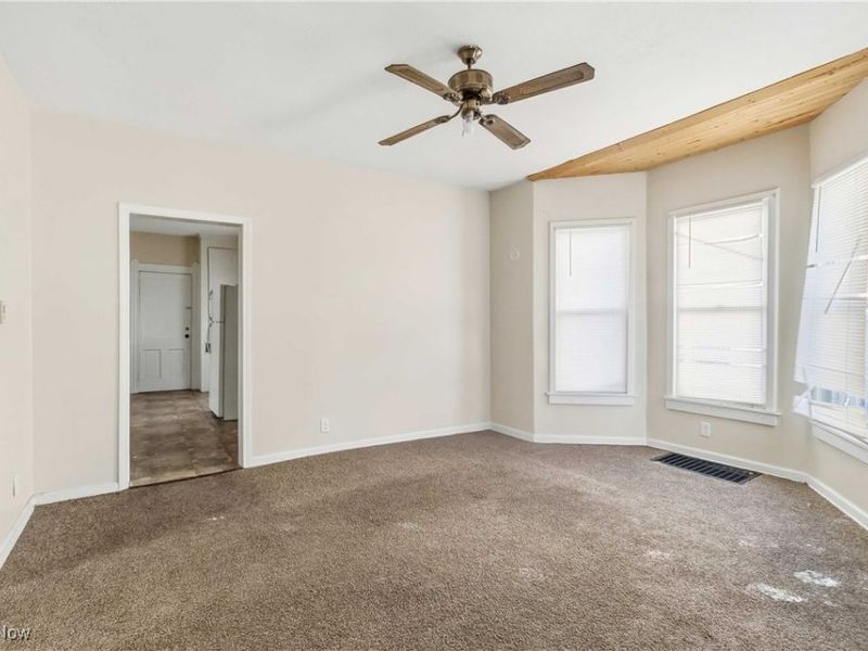 444 W 13th Street, Lorain, OH 44052 Photo 5