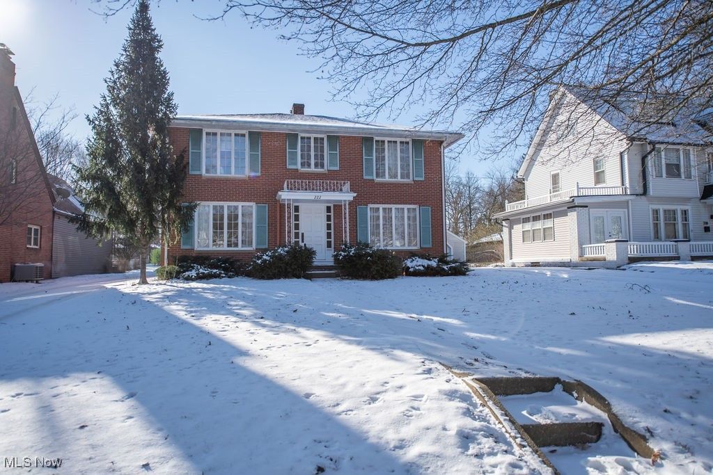 222 Overlook Drive, Alliance, OH 44601 Main Photo