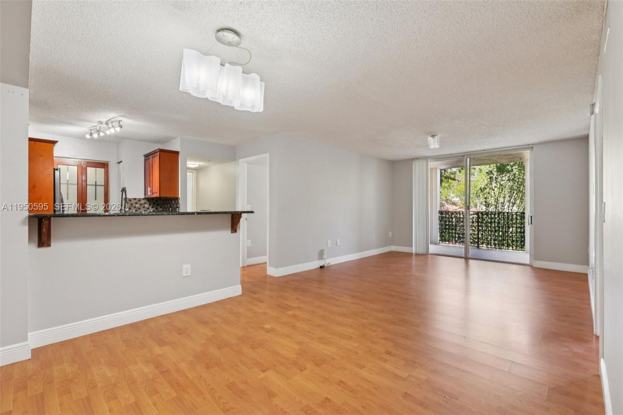 2051 Renaissance Blvd, Unit 203, Miramar, FL 33025 Photo