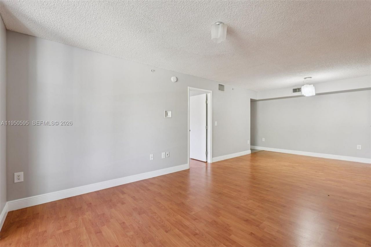 2051 Renaissance Blvd, Unit 203, Miramar, FL 33025 Photo