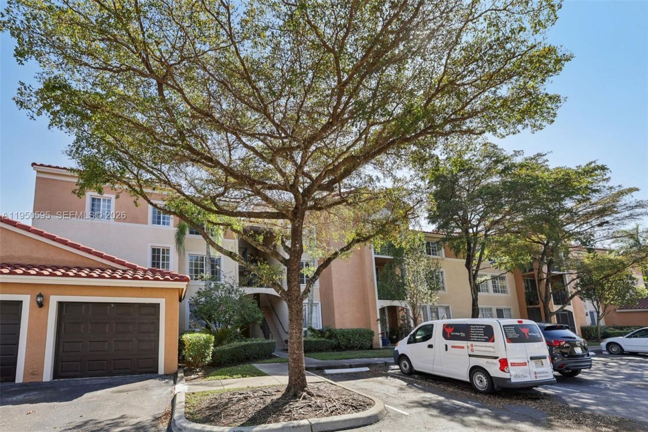 2051 Renaissance Blvd, Unit 203, Miramar, FL 33025 Photo