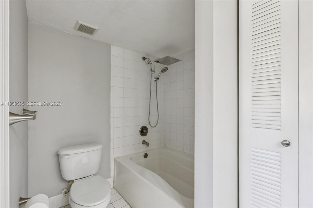 2051 Renaissance Blvd, Unit 203, Miramar, FL 33025 Photo