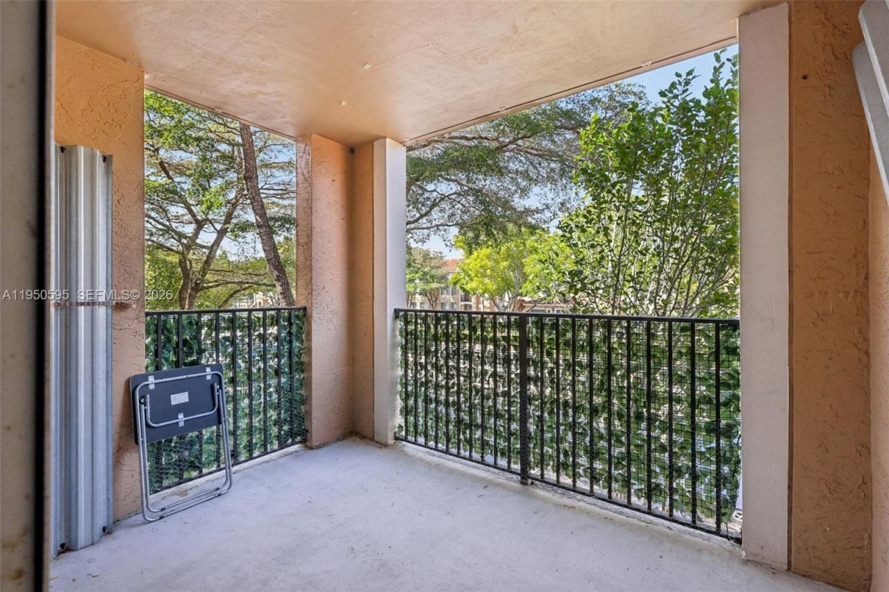 2051 Renaissance Blvd, Unit 203, Miramar, FL 33025 Photo