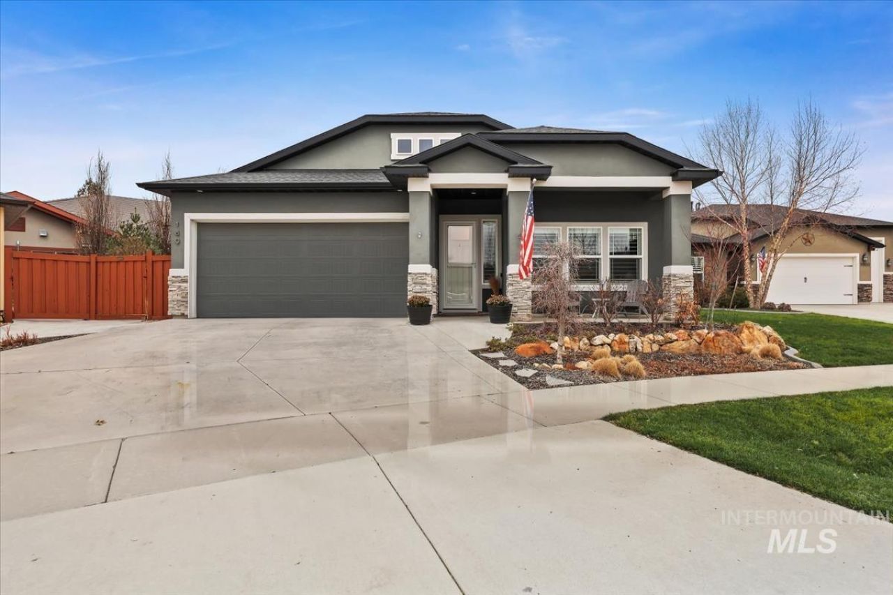 189 S Devon Ave., Star, ID 83669 Main Photo