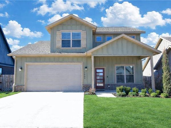 1608 S 23rd Place, Rogers, AR 72758