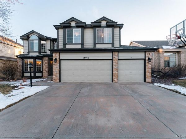 19066 E Berry Drive, Aurora, CO 80015