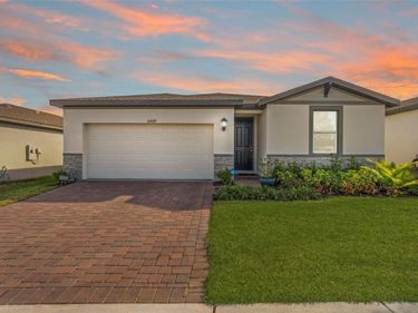 2409 WHITE TAIL STREET, DAVENPORT, FL 33837