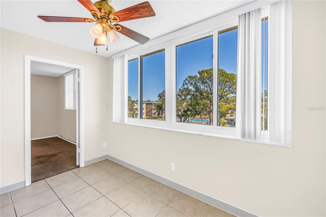 5095 Bay Street Ne, Unit 317, Saint Petersburg, FL 33703 Photo