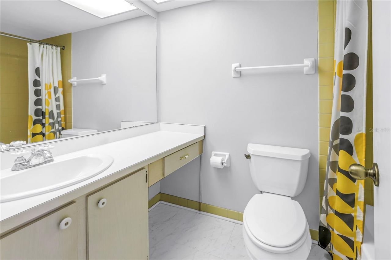 5095 Bay Street Ne, Unit 317, Saint Petersburg, FL 33703 Photo