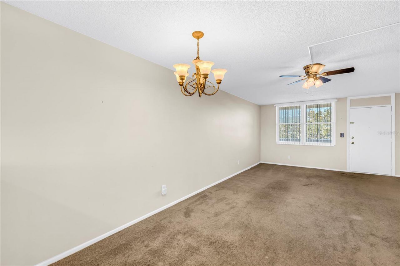 5095 Bay Street Ne, Unit 317, Saint Petersburg, FL 33703 Photo