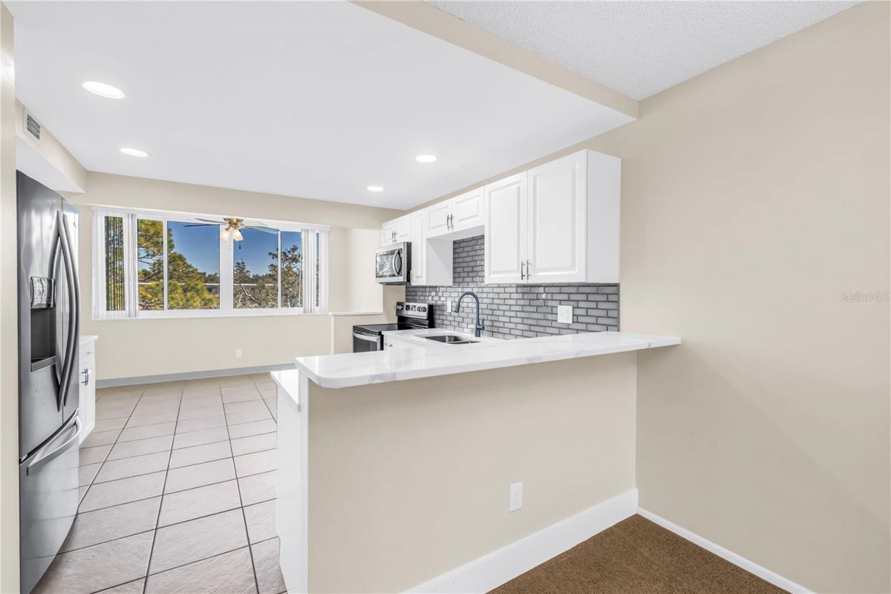 5095 Bay Street Ne, Unit 317, Saint Petersburg, FL 33703 Photo