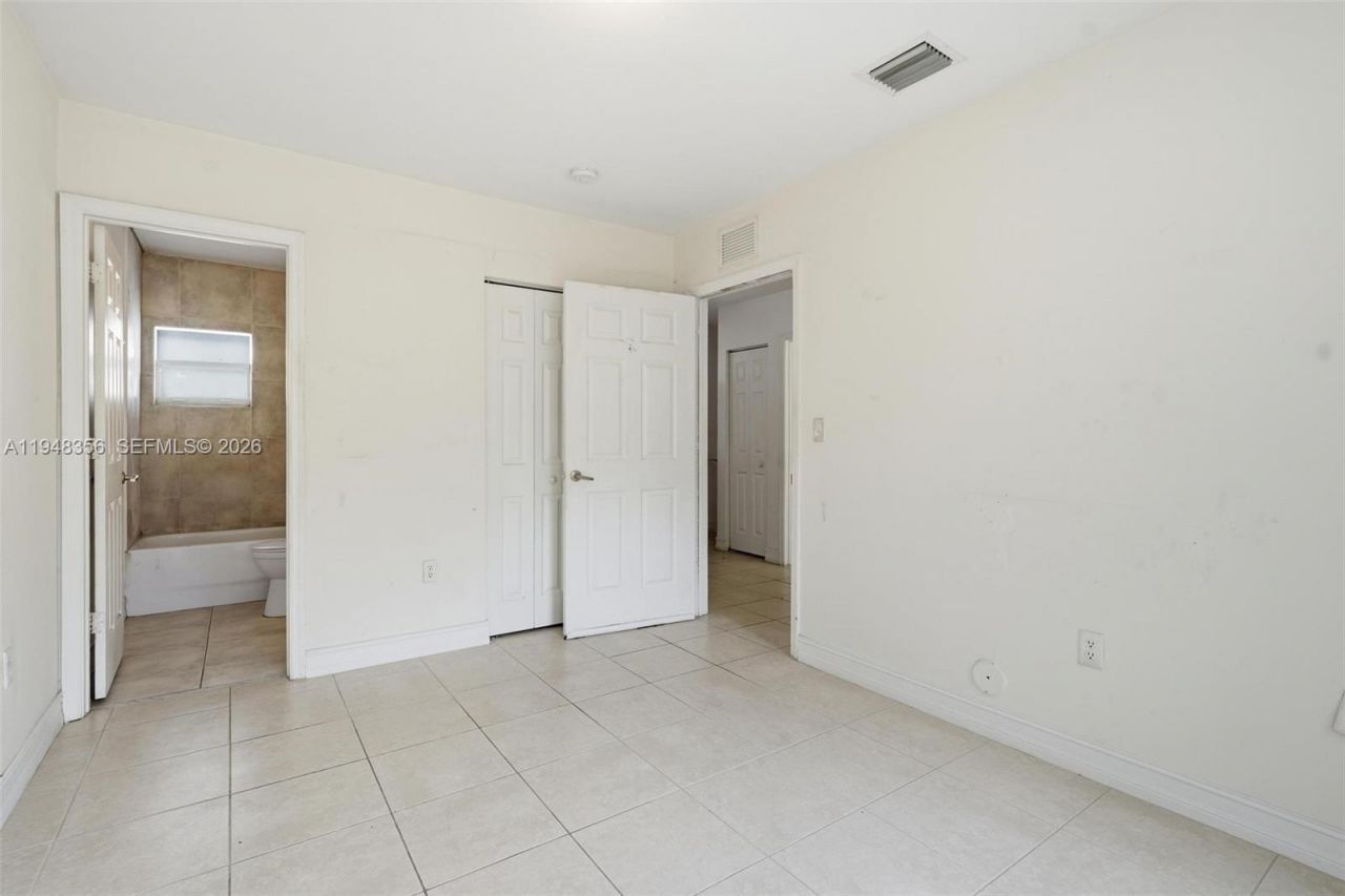 1403 NW 2nd St , Fort Lauderdale, FL 33311 Photo