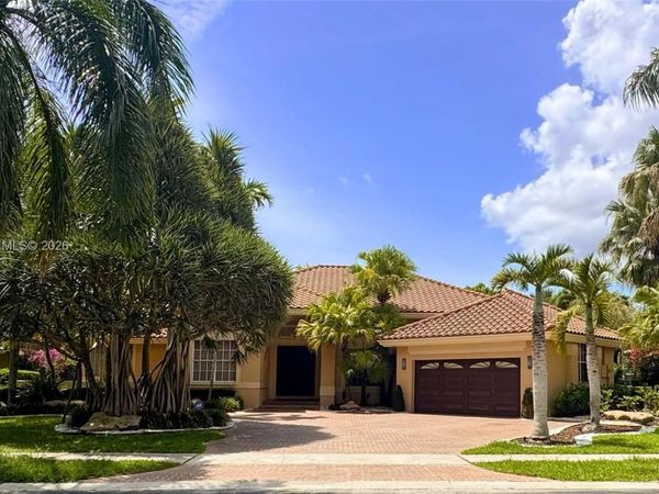 375 Sabal Way, Weston, FL 33326