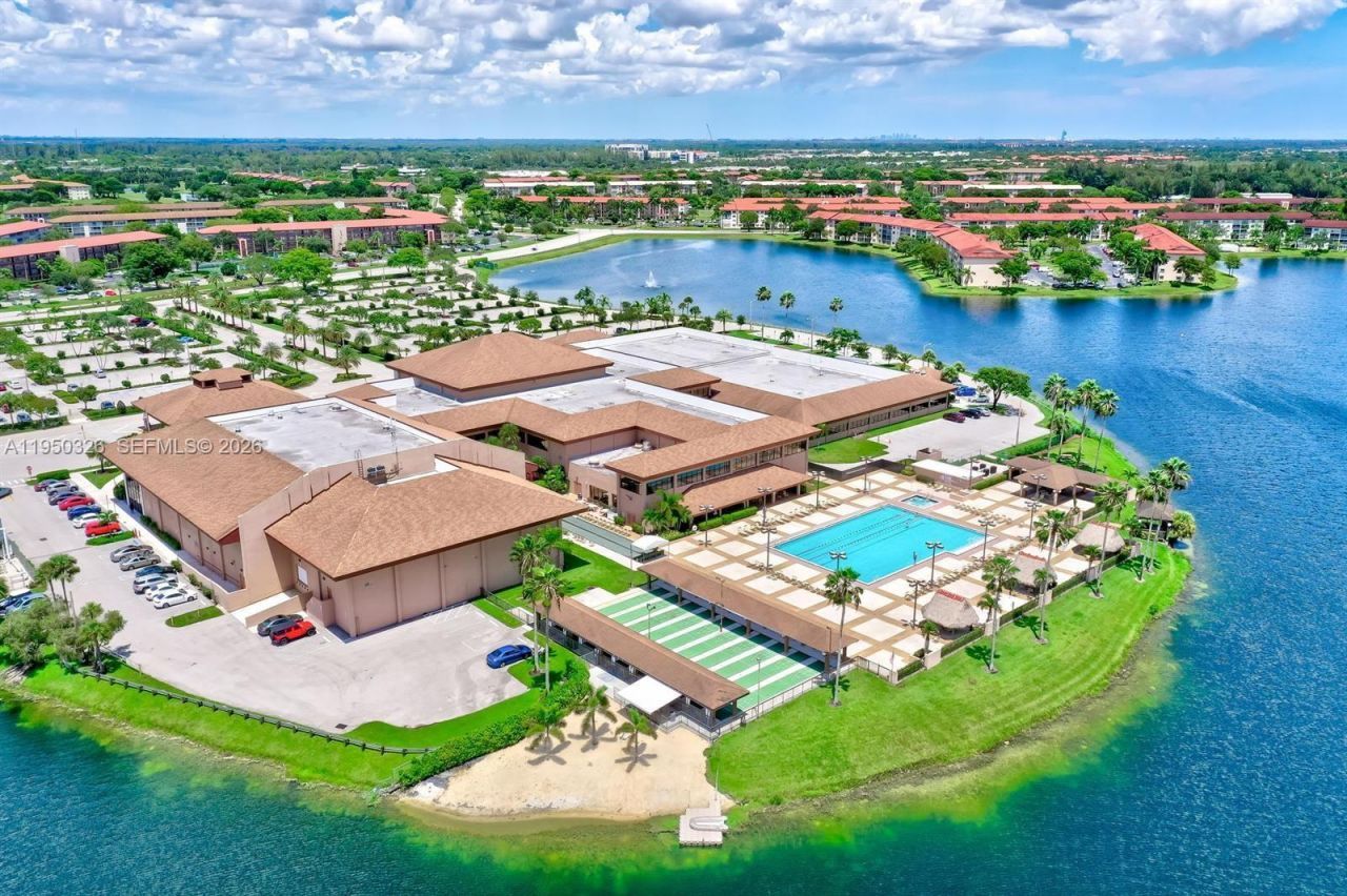 151 SW 134th Way, Unit 312N, Pembroke Pines, FL 33027 Photo